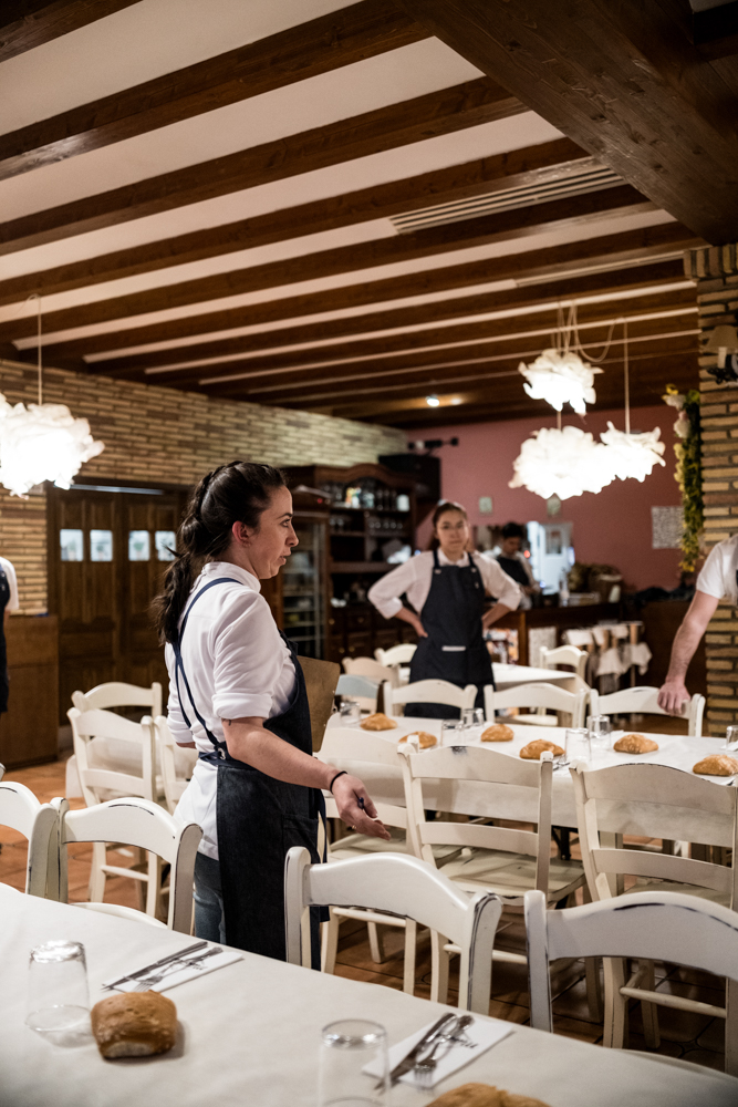 grupos-y-eventos-taberna-mercedes-soria